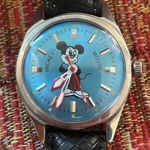 Classic HTM Mens Character Wristwatch